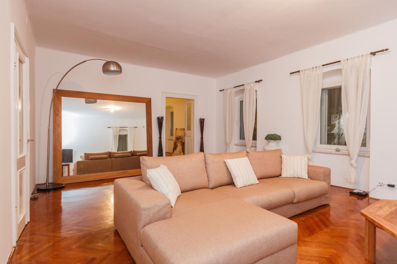 Piazza Dei Signori Penthouse *
