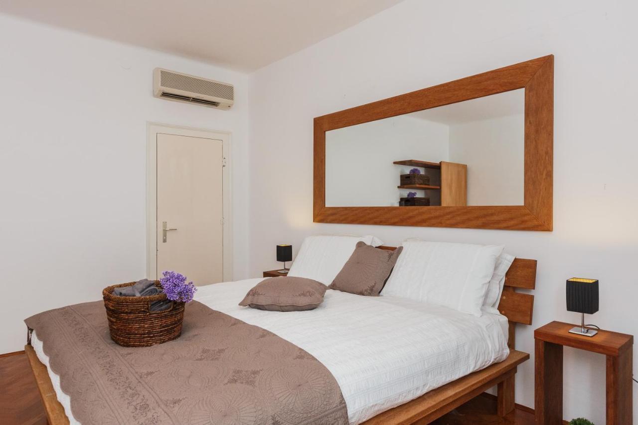 Piazza Dei Signori Penthouse Apartment