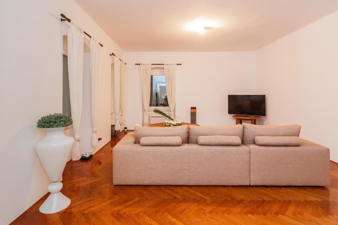 Apartment Piazza Dei Signori Penthouse Split