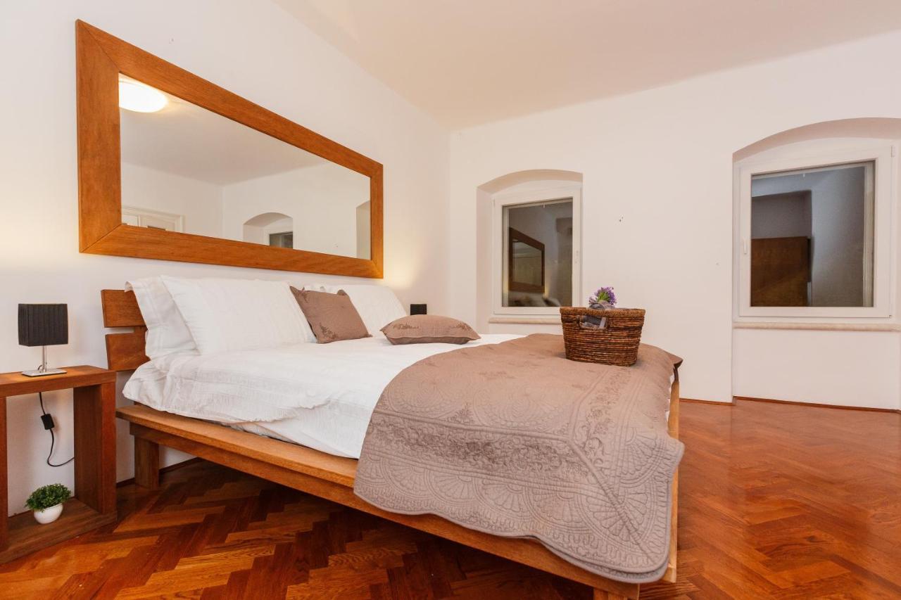 Piazza Dei Signori Penthouse * Split