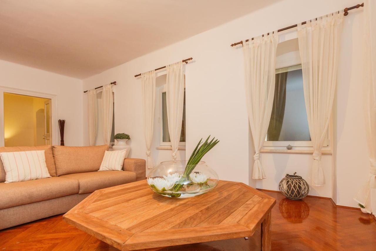 Piazza Dei Signori Penthouse *