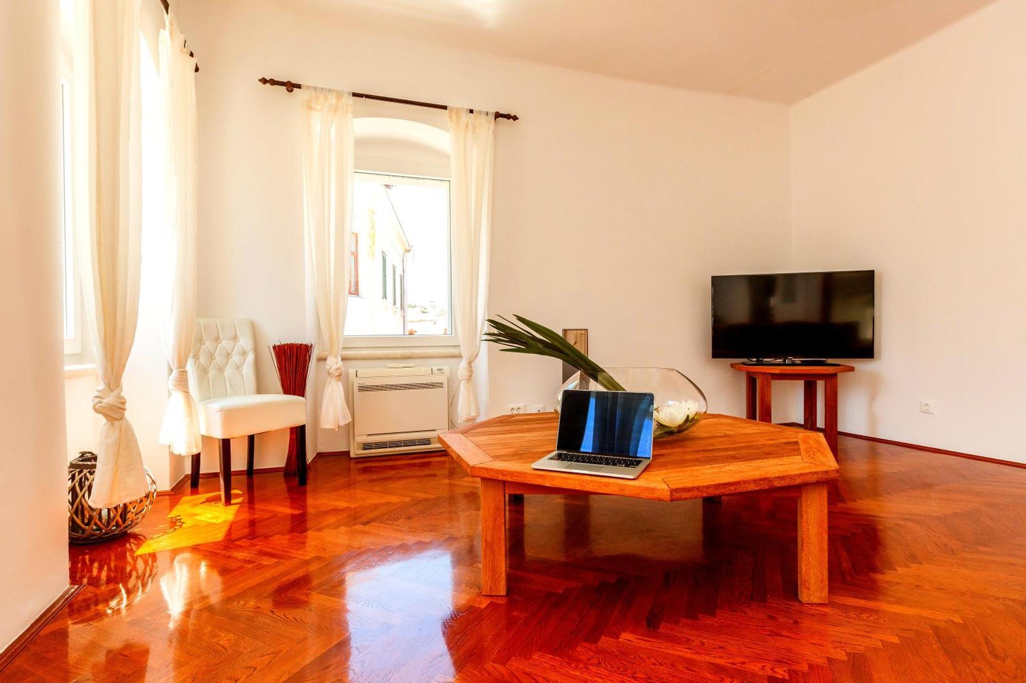 Piazza Dei Signori Penthouse *