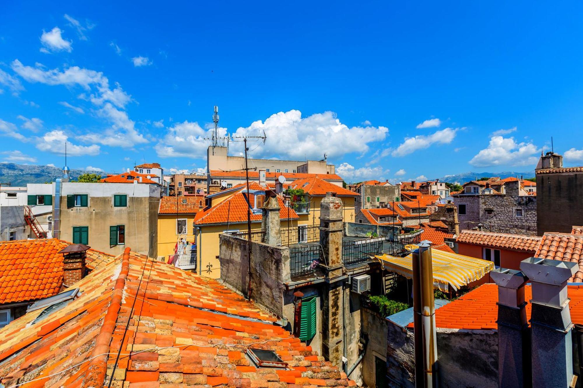 Piazza Dei Signori Penthouse Split