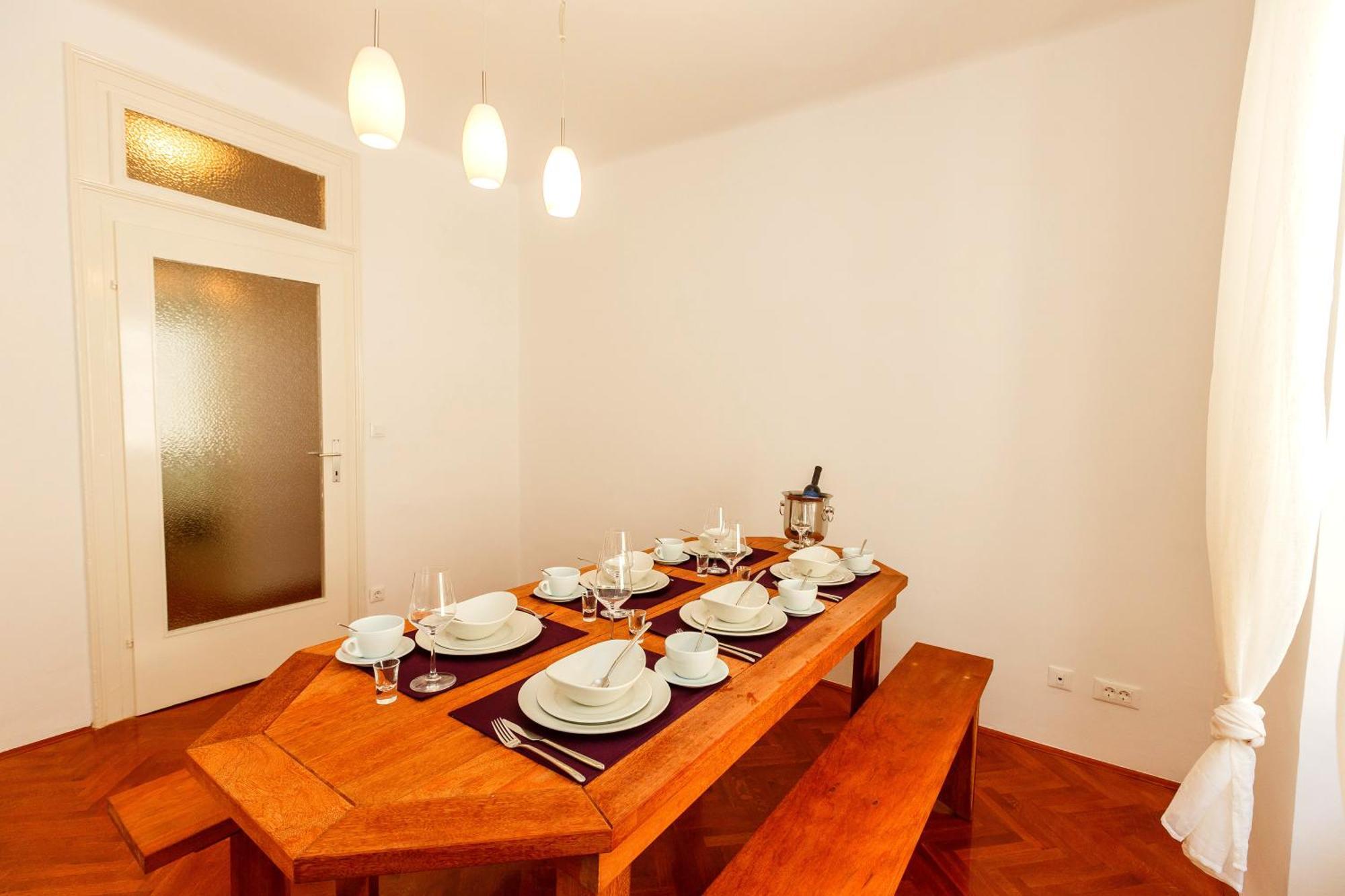Piazza Dei Signori Penthouse Apartment Split