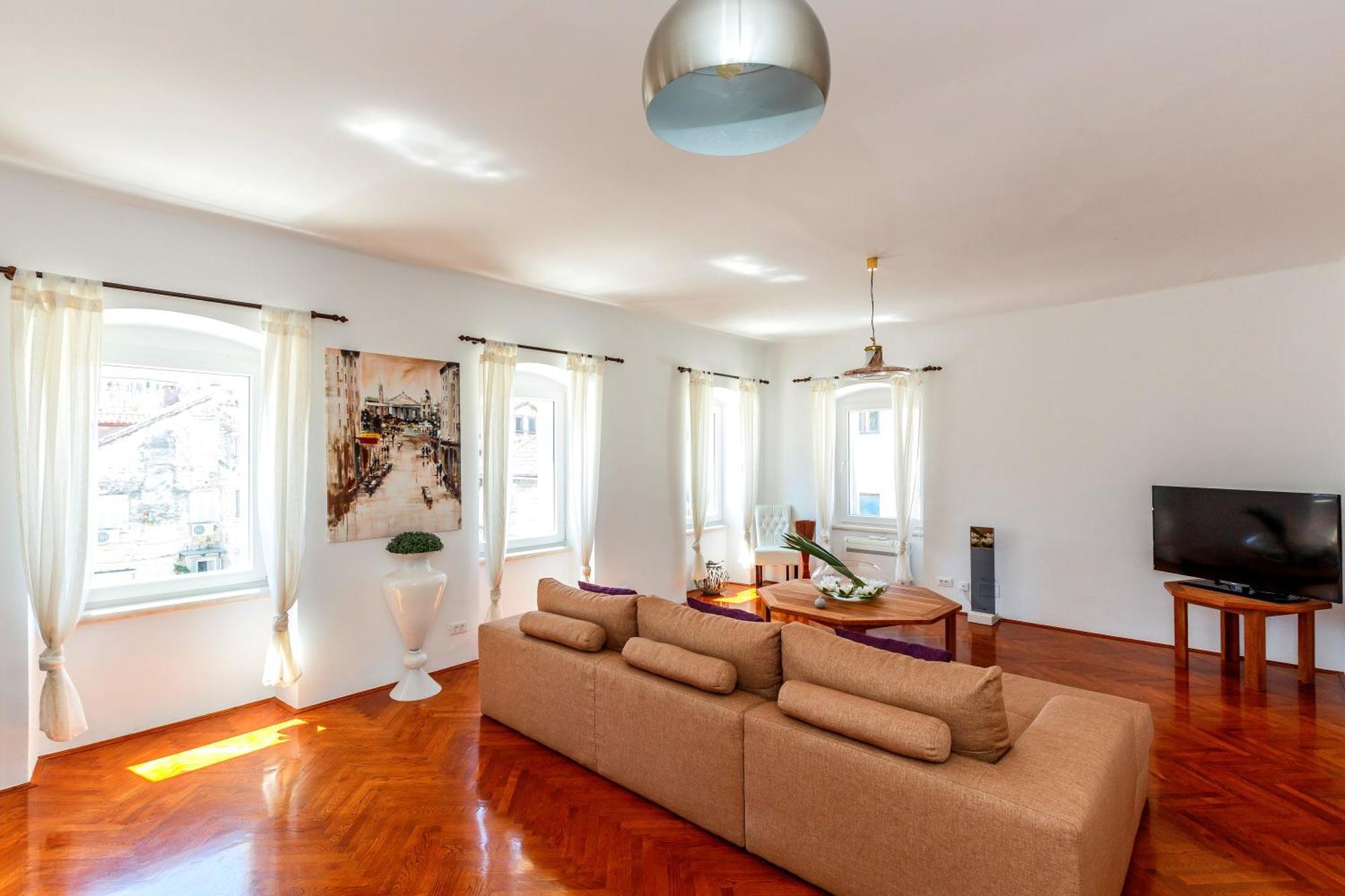 Piazza Dei Signori Penthouse * Split