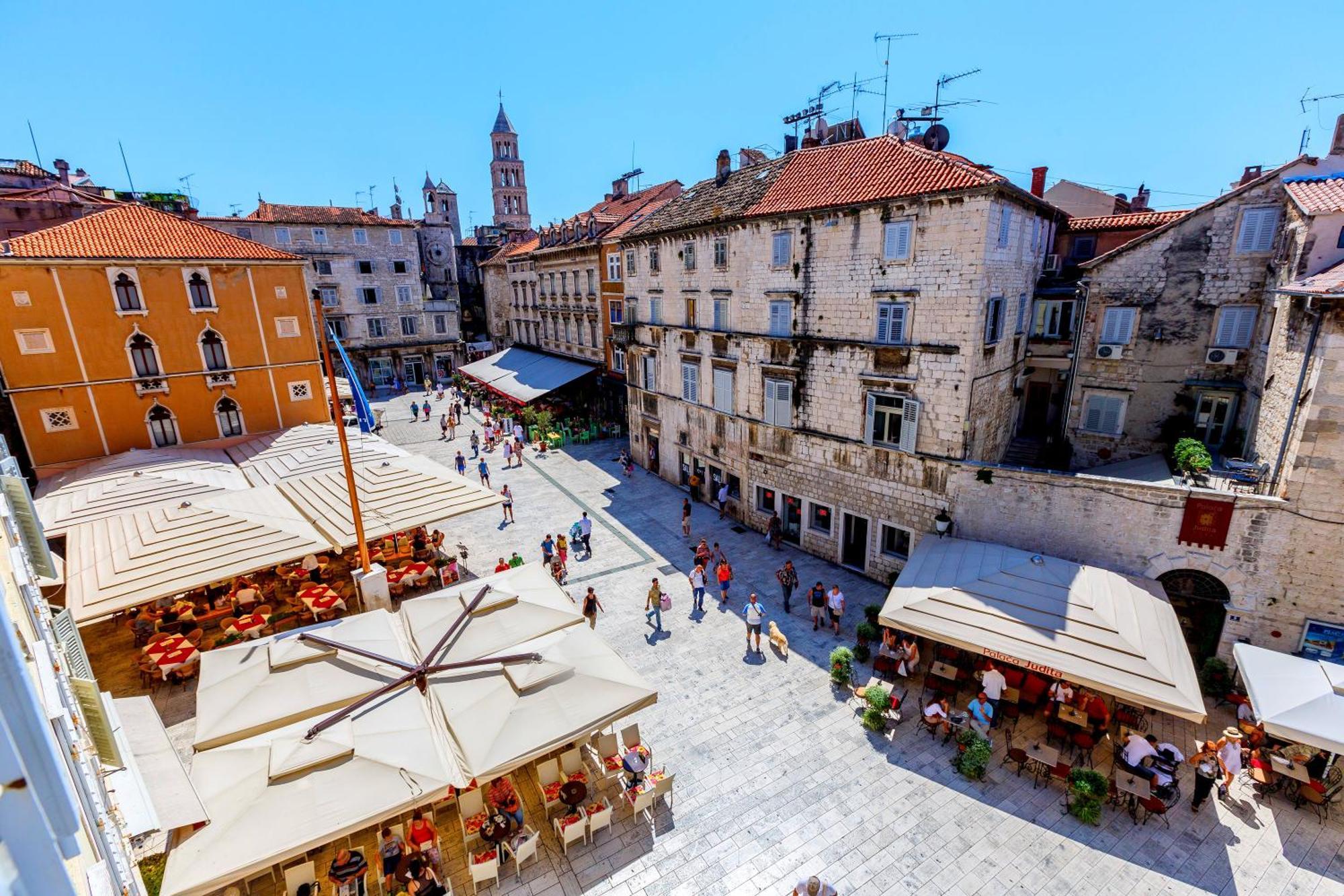 Apartment Piazza Dei Signori Penthouse *